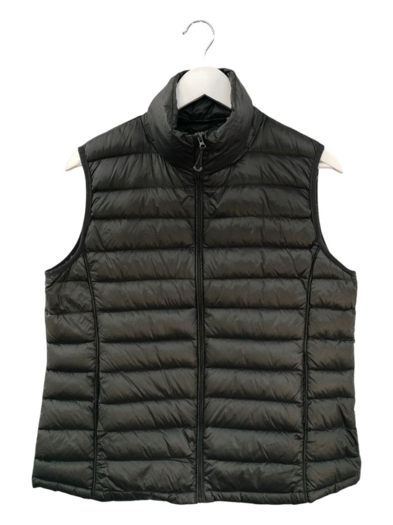 pores | Black Vest | Size 14