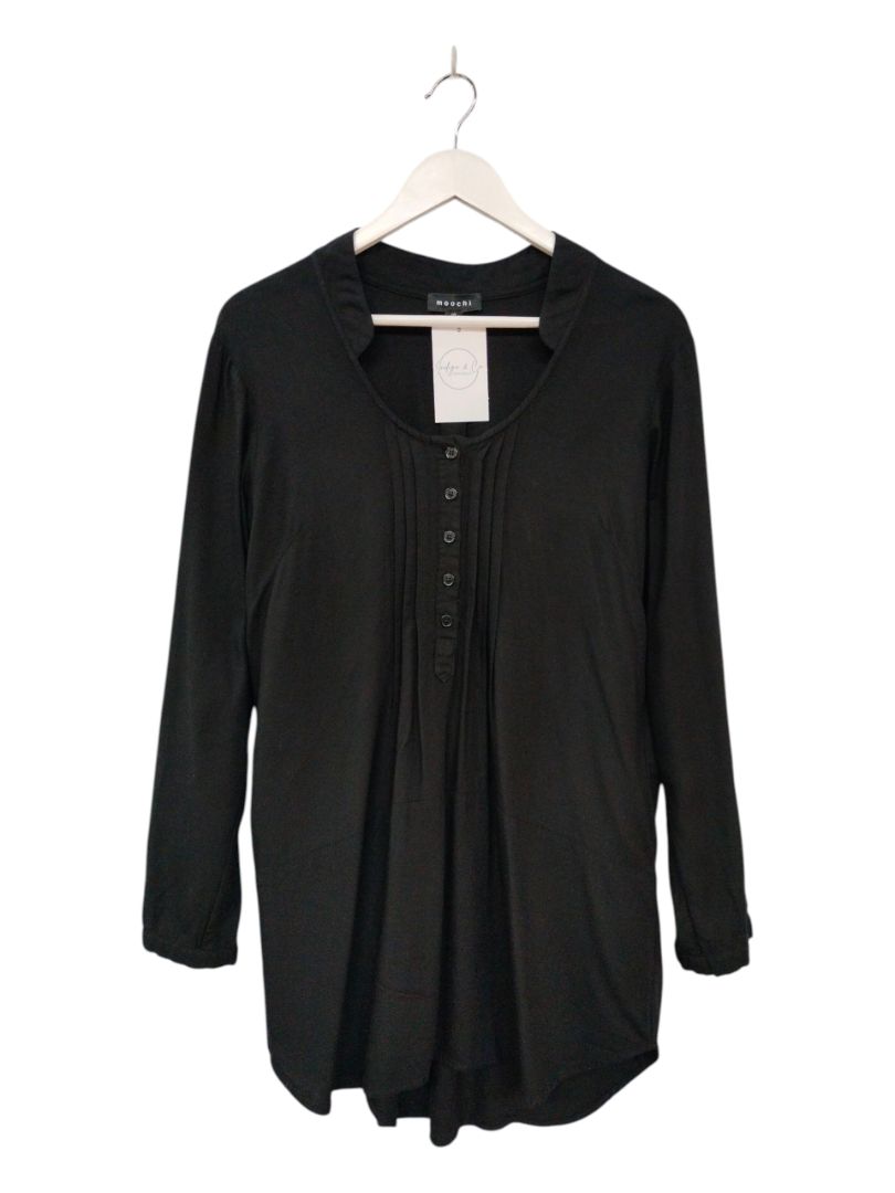 Moochi | Black Top | Size 10