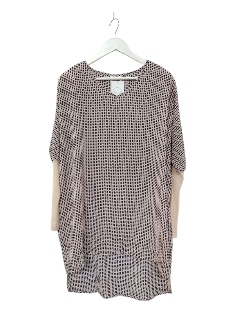 Mi Moso | Pink/Navy Top | Size 8