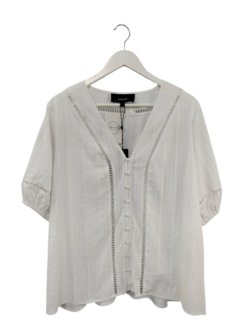 Moochi | White Top | Size 8