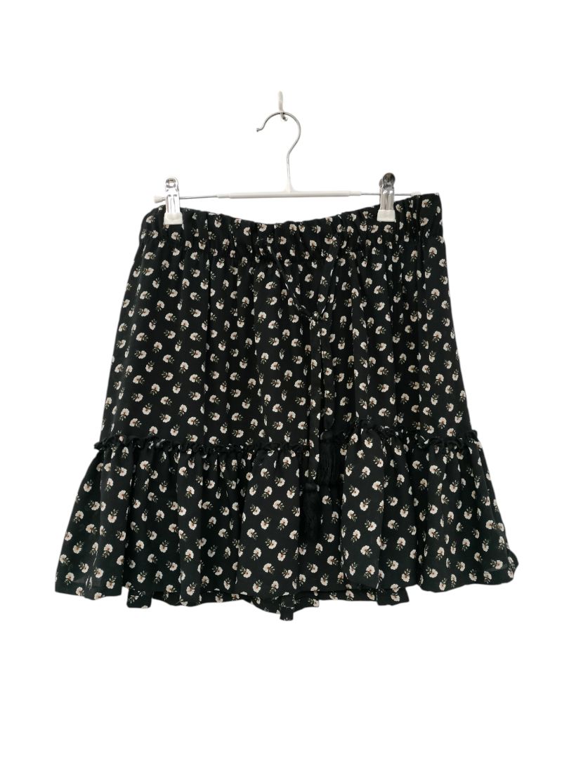 All About Eve | Black with Floral Skirt | Size 12