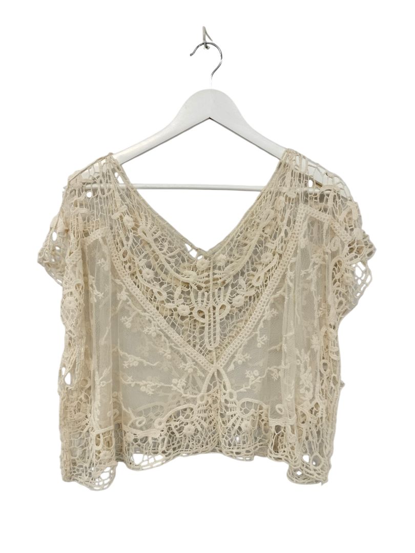 Unknown | Cream Top | Size Unknown