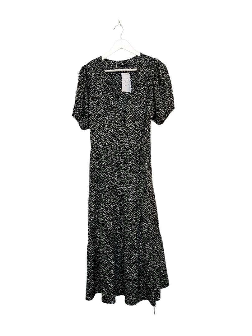 Addison | Black/White Dress | Size 10