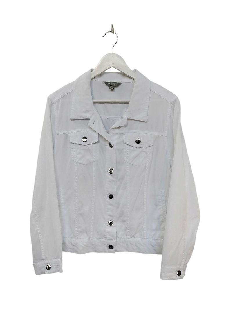 Suzannegrae | White Jacket | Size M