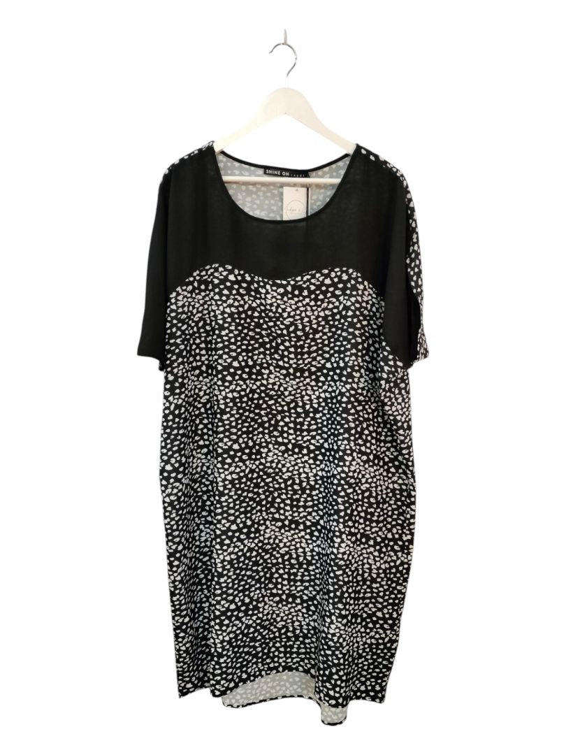 Shine On | Black/White Dress | Size 18
