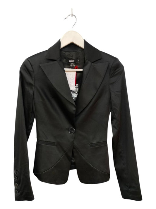 Isakelle | Black Blazer | Size 6