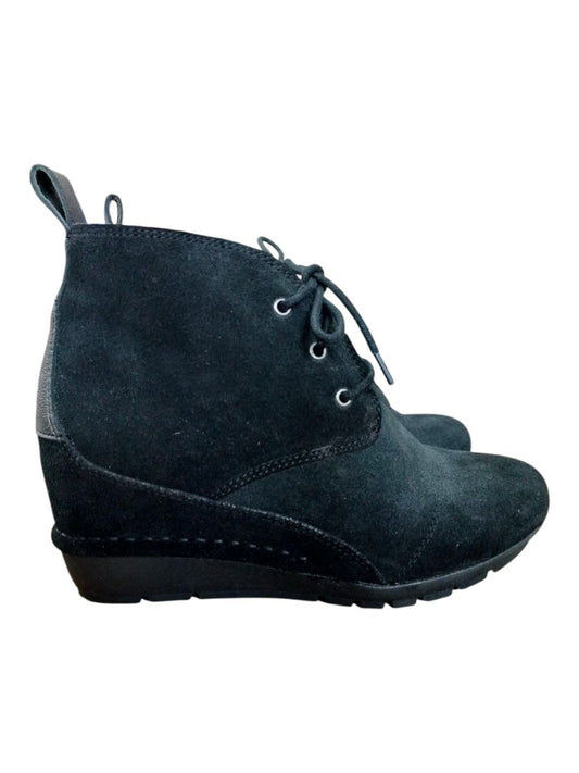 Bobs by Skechers | Black Boots | Size 8.5