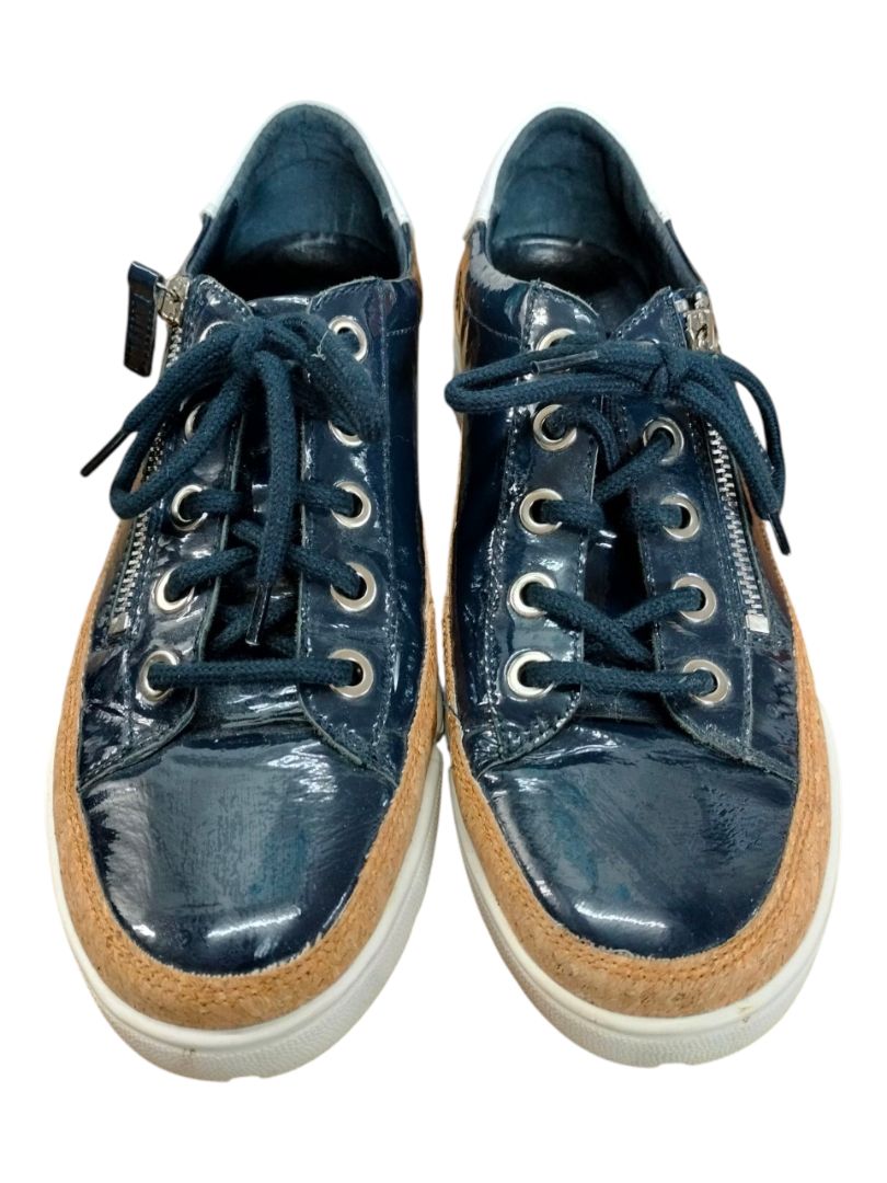 Django & Juliette | Navy and White Shoes | Size 41