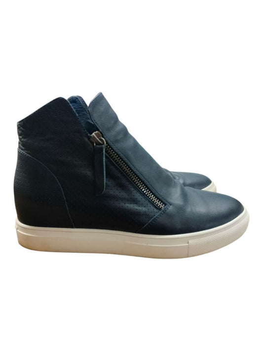 Deuce | Navy Shoes | Size 40