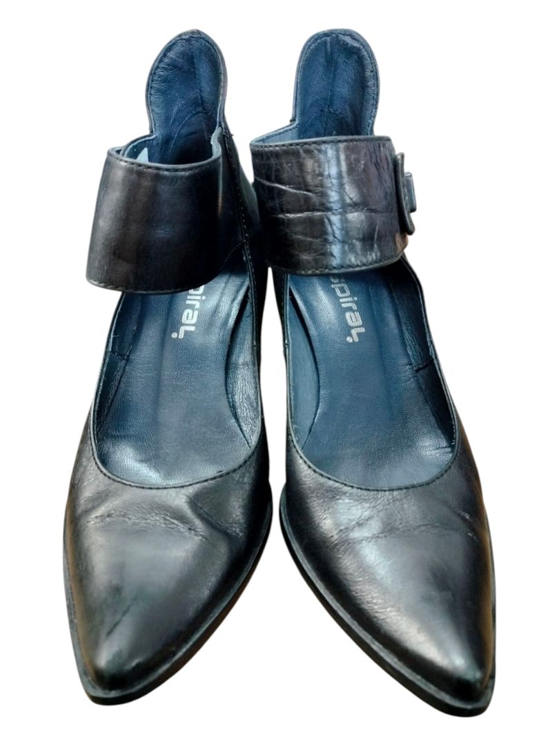 Spiral | Black Shoes | Size 37