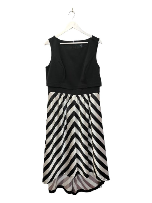 City Chic | Black/White Dress | Size XS