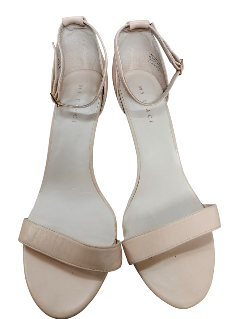 Mi Piaci | Beige Heels | Size 41
