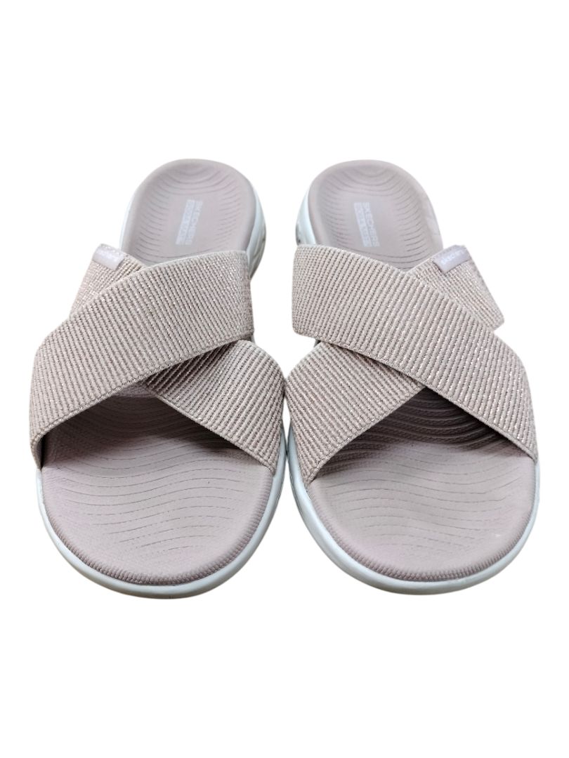 Skechers | Pink Shoes | Size 38