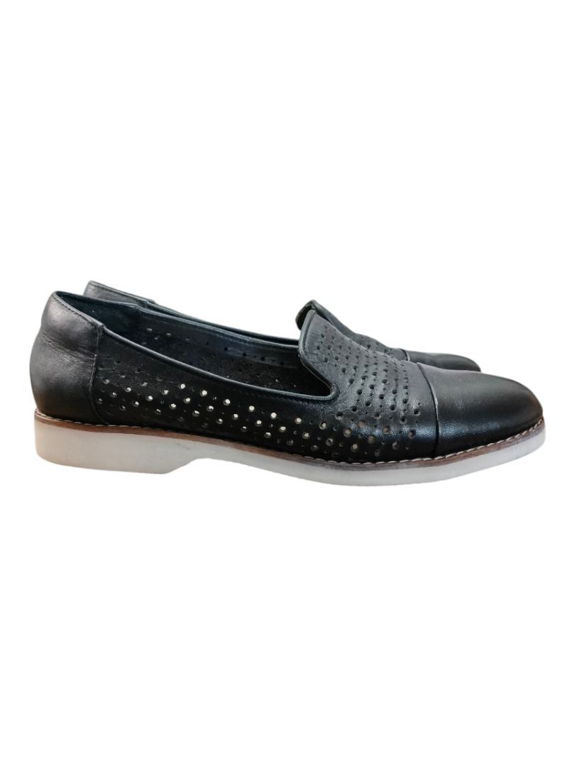 Hush Puppies | Black Shoes | Size 5