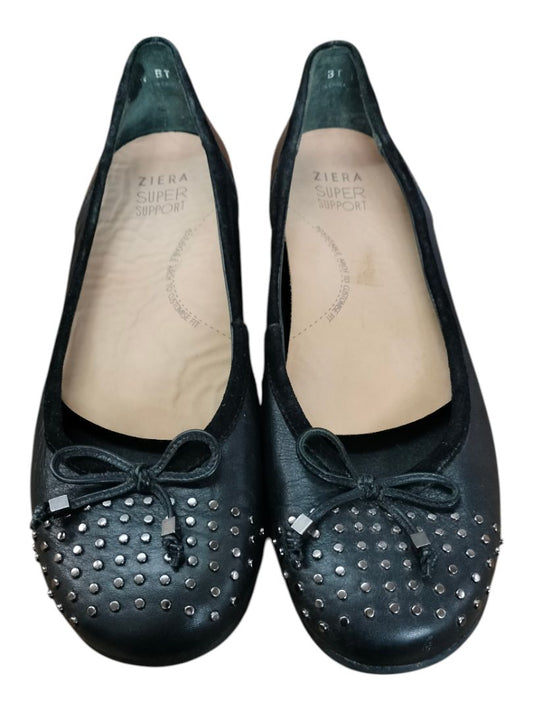 Ziera | Black Shoes | Size 38.5