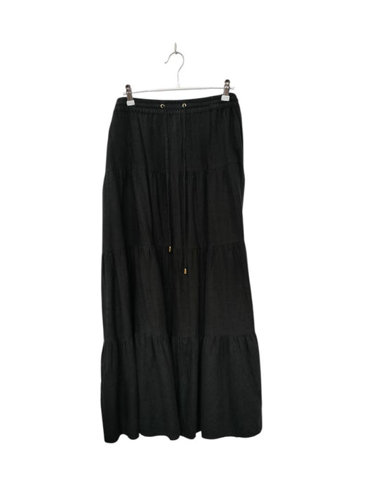 Studio Curve | Black Skirt | Size 16