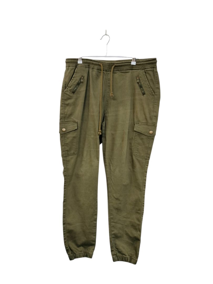 Wakee | Army Green Jeans | Size 16