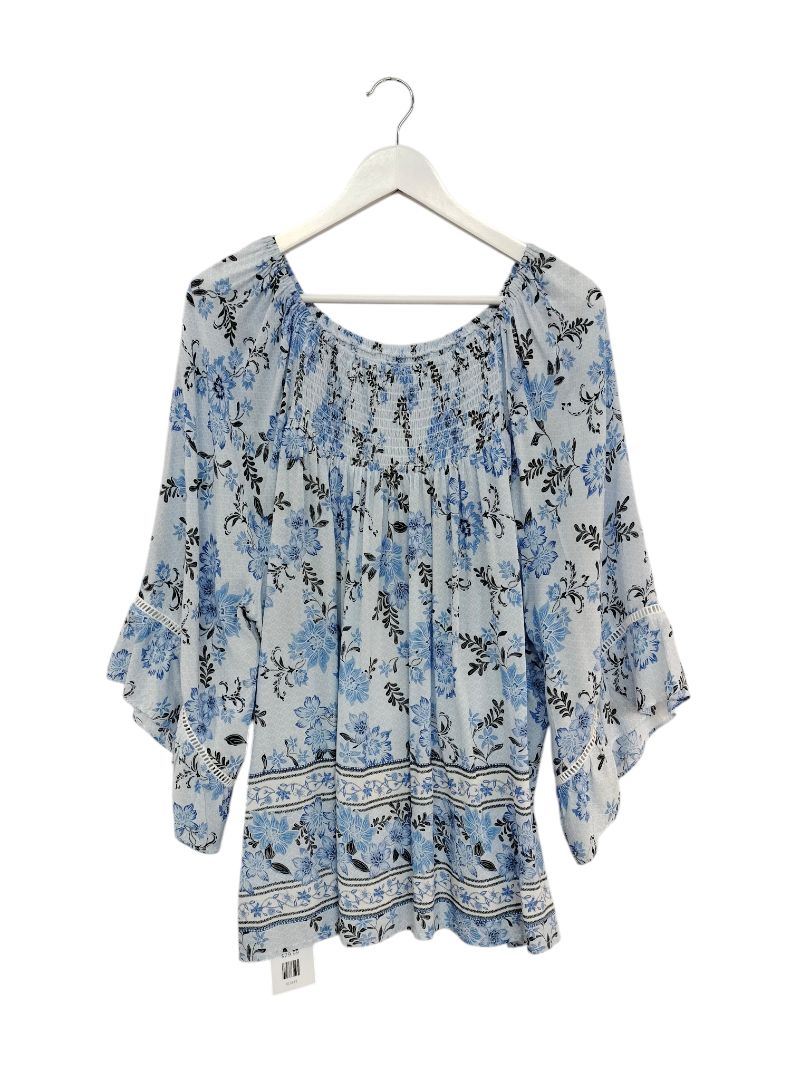 Unknown | Blue with pattern Top | Size 22