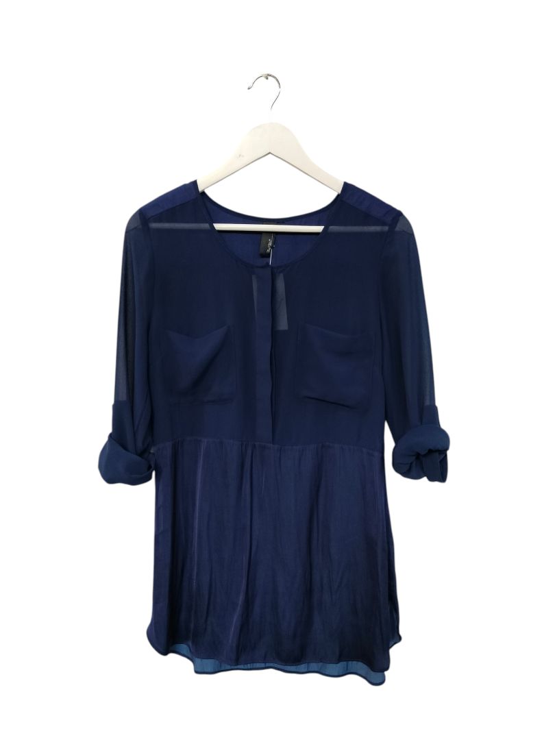 Snapshot | Blue Top | Size Unknown