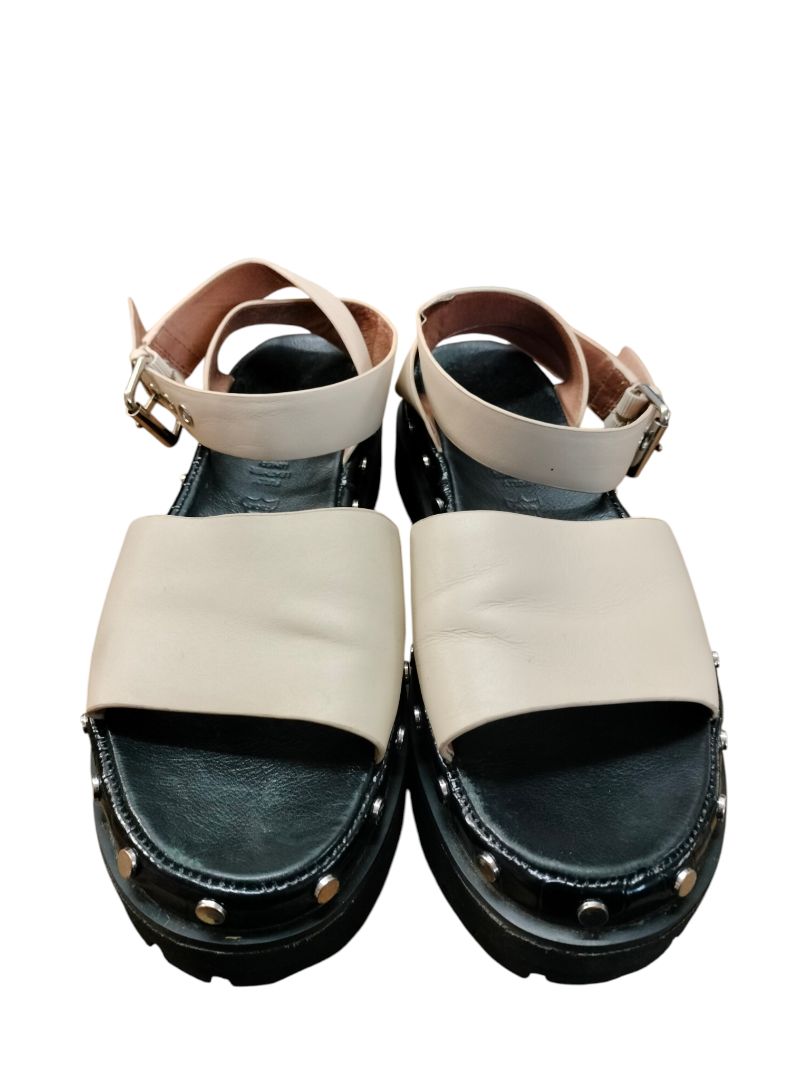Unknown | Beige Sandals | Size 38