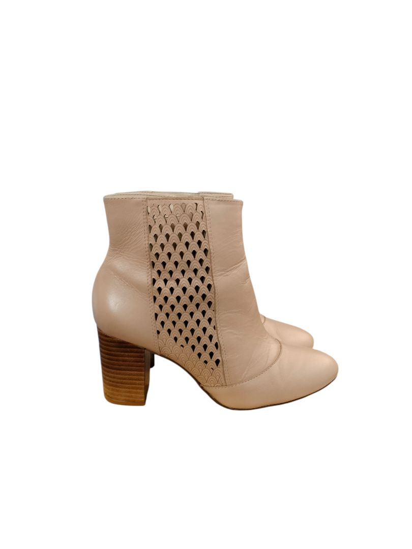 Hey Monday | Light Pink Boots | Size 40