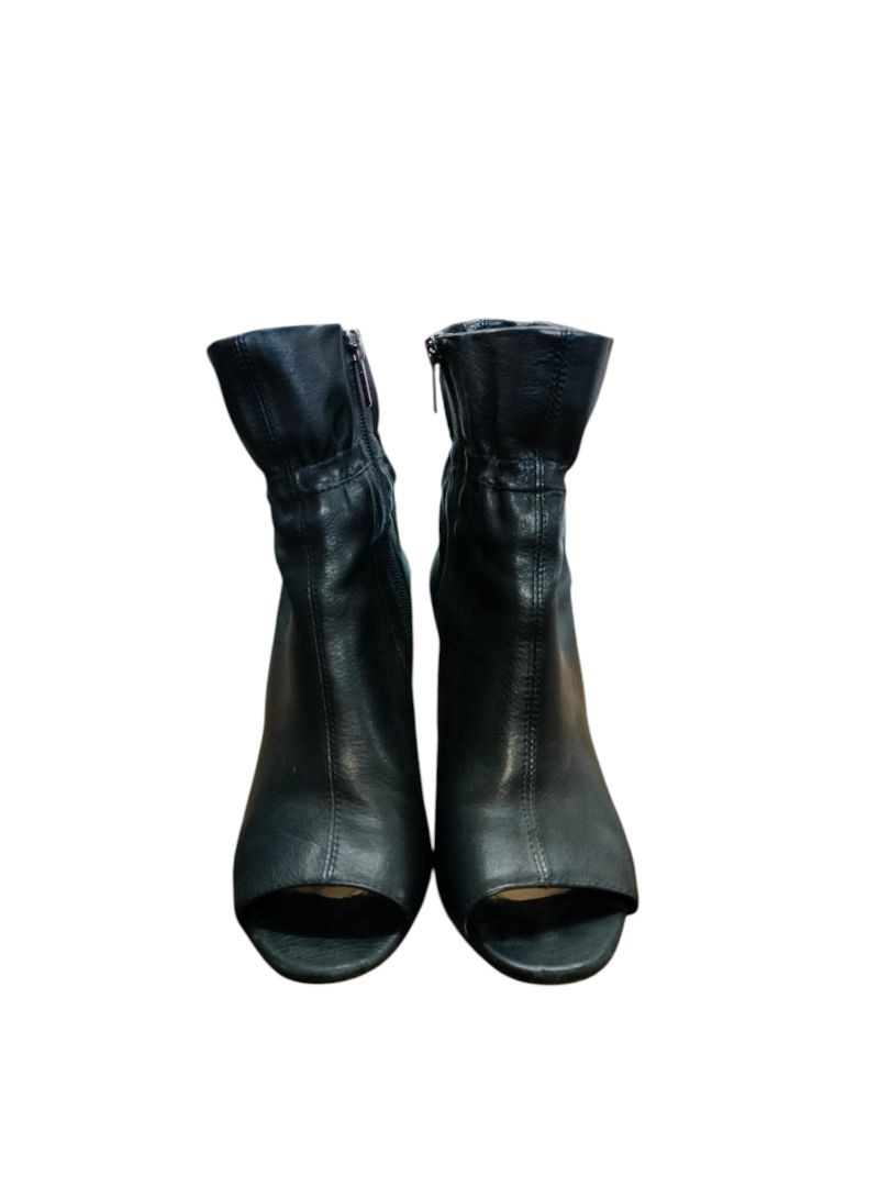 Vince Camuto | Black Boots | Size 37