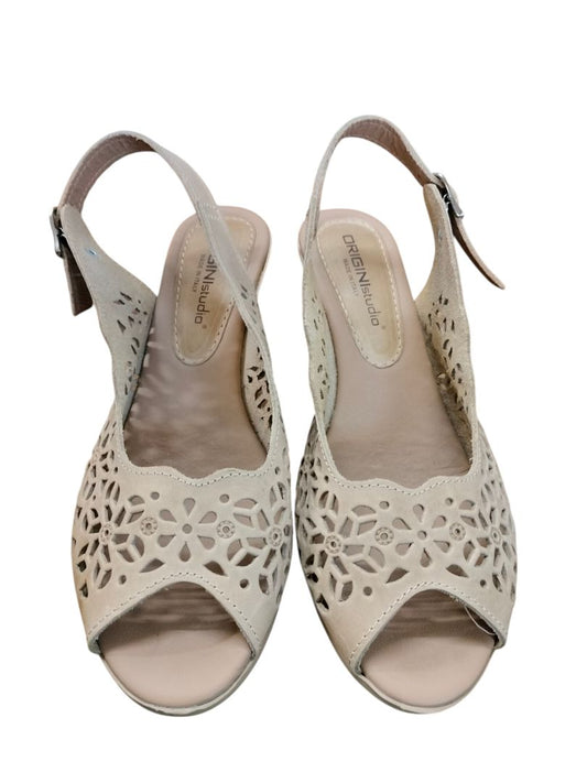 Originistudio | Tan Shoes | Size 40