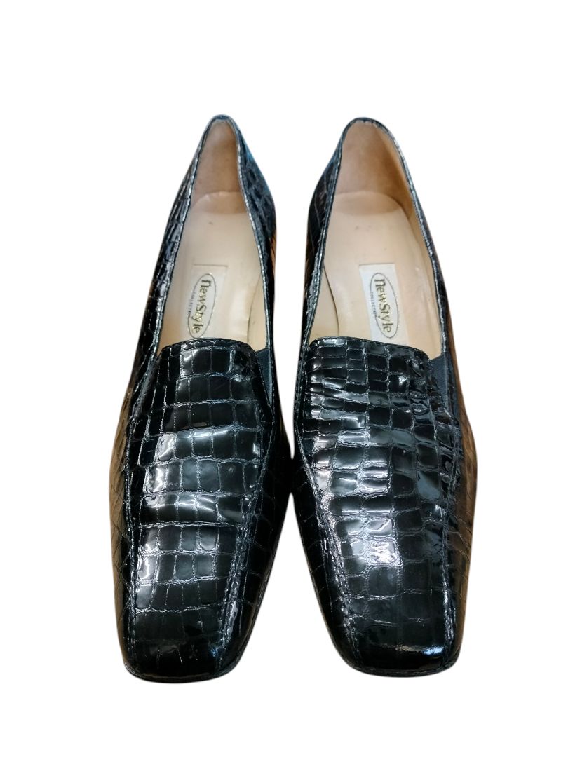 Newstyle | Black Shoes | Size 41