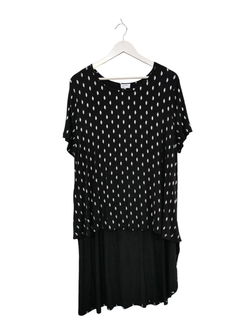 Leoni | Black Top | Size Approx L/XL