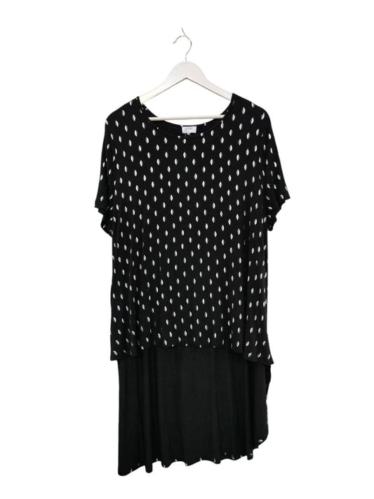 Leoni | Black Top | Size Approx L/XL