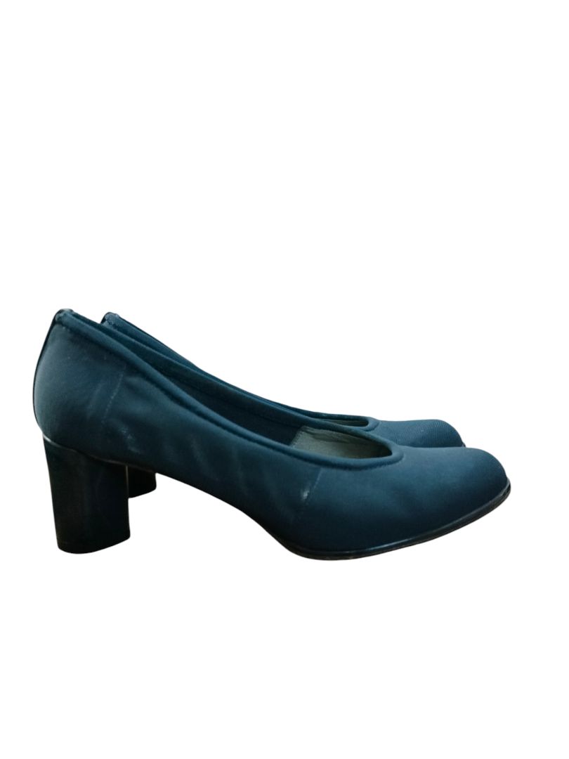 stuart weitzman | Navy Heels | Size 39.5