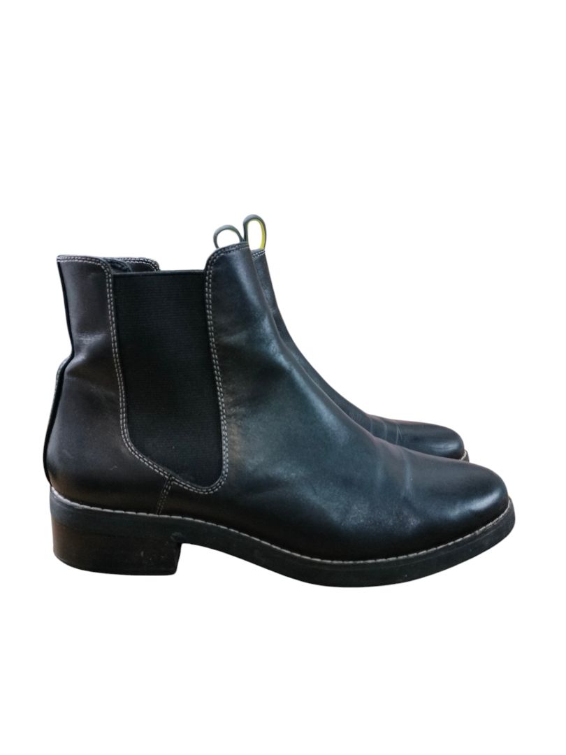 Mi Piaci | Black Boots | Size 40