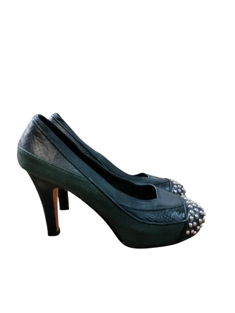 Lost not Lonely | black with studs Heels | Size 40