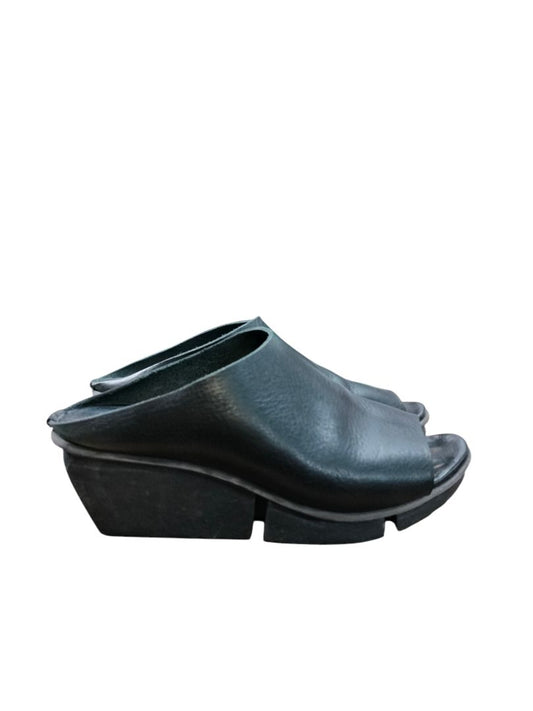 Trippen | Black Shoes | Size 38
