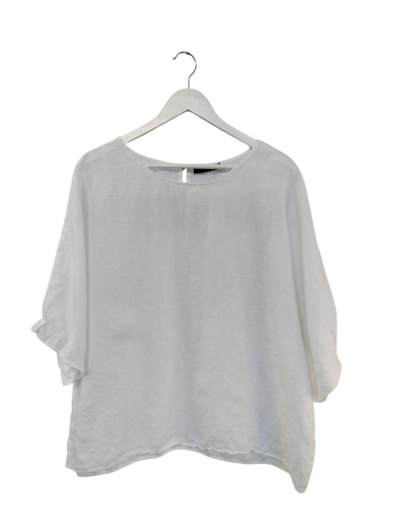 Fate + Becker | White Top | Size 14
