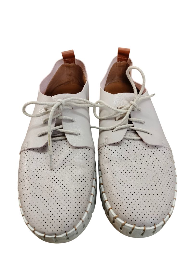 Sakura | Light Pink Shoes | Size 8