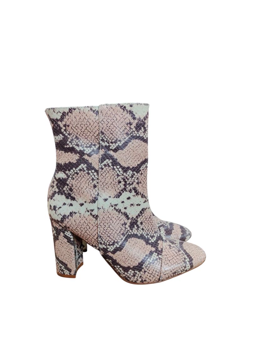 Hey Monday by Augustine | Snake skin pattern Boots | Size 38