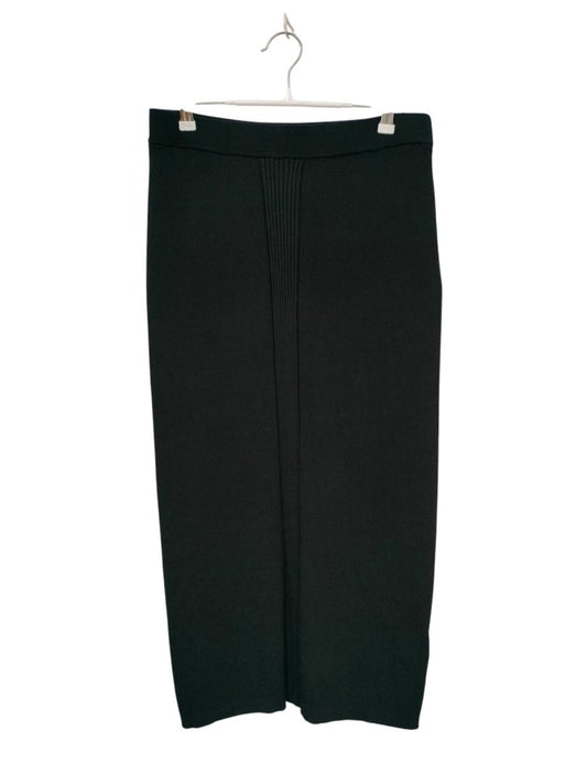 Moochi | Black Skirt | Size M