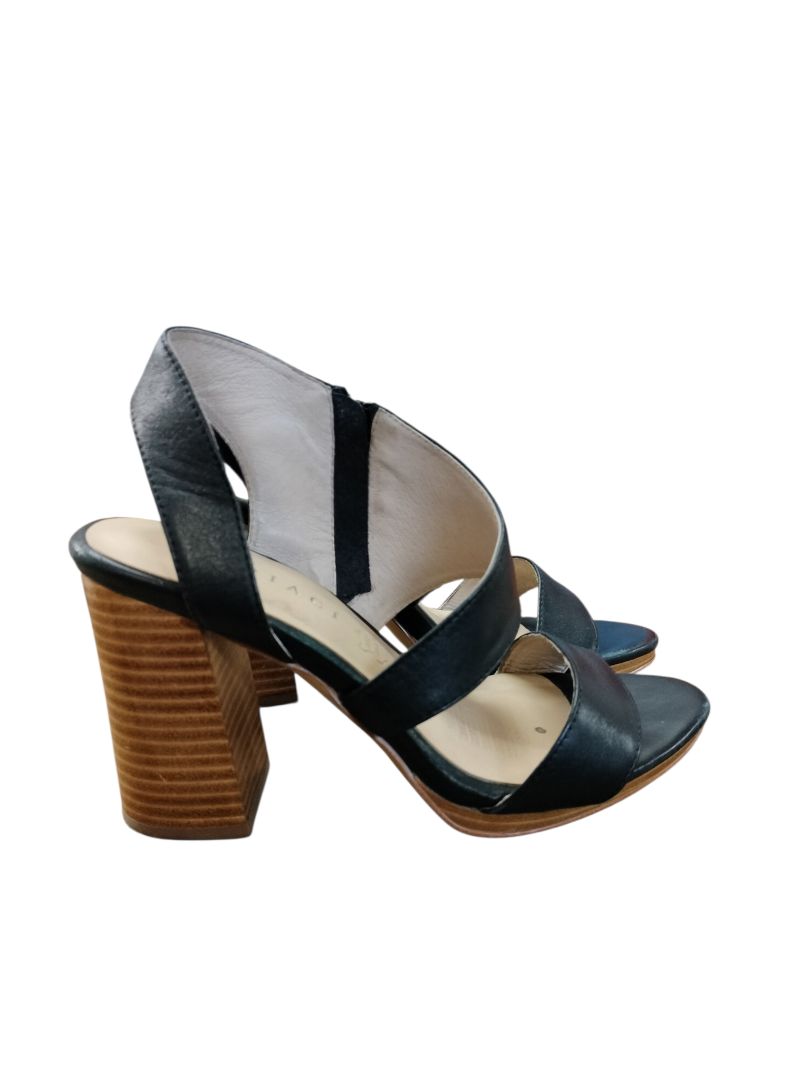 Mi Piaci | Black Heels | Size 38