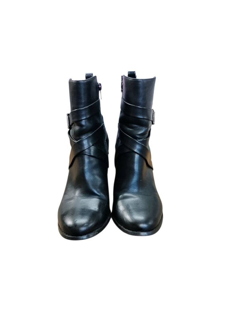 Novo | Black Boots | Size 9