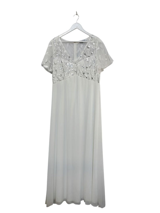 Bay Bridesmaid | White Dress | Size Approx M/L