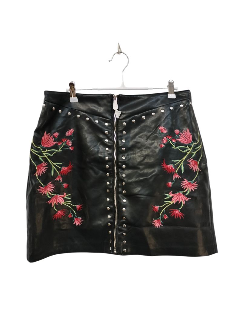 Giolshon | Black Skirt | Size XL