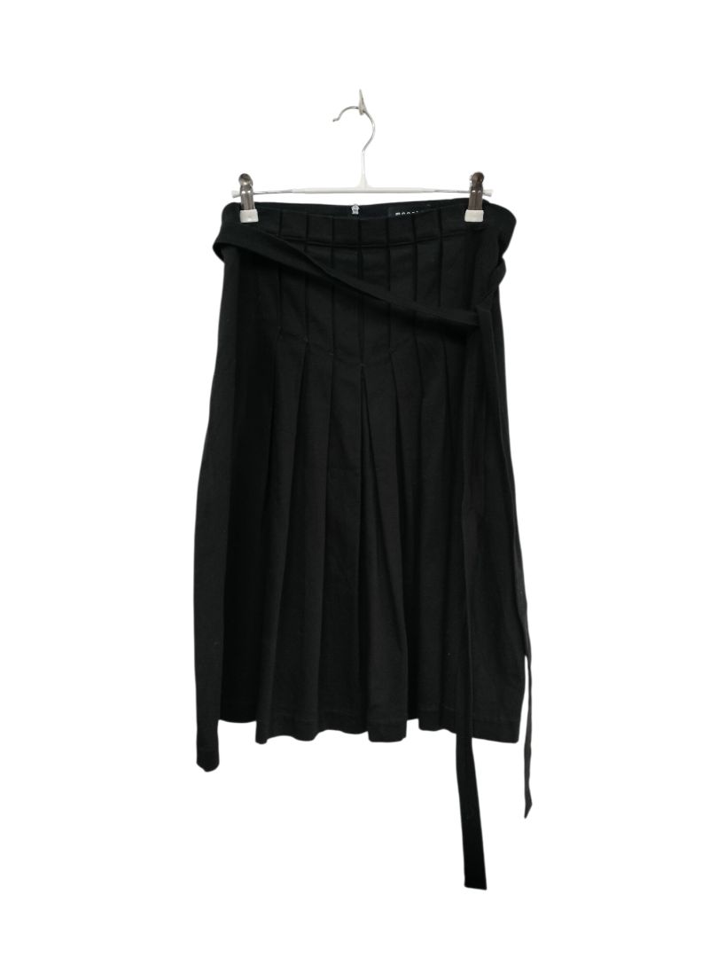 Moochi | Black Skirt | Size 14