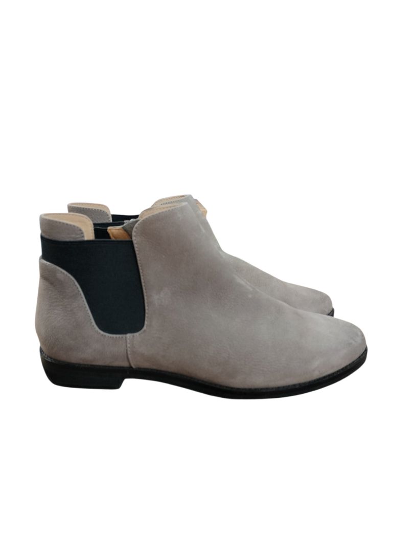Ziera | Grey Boots | Size 42
