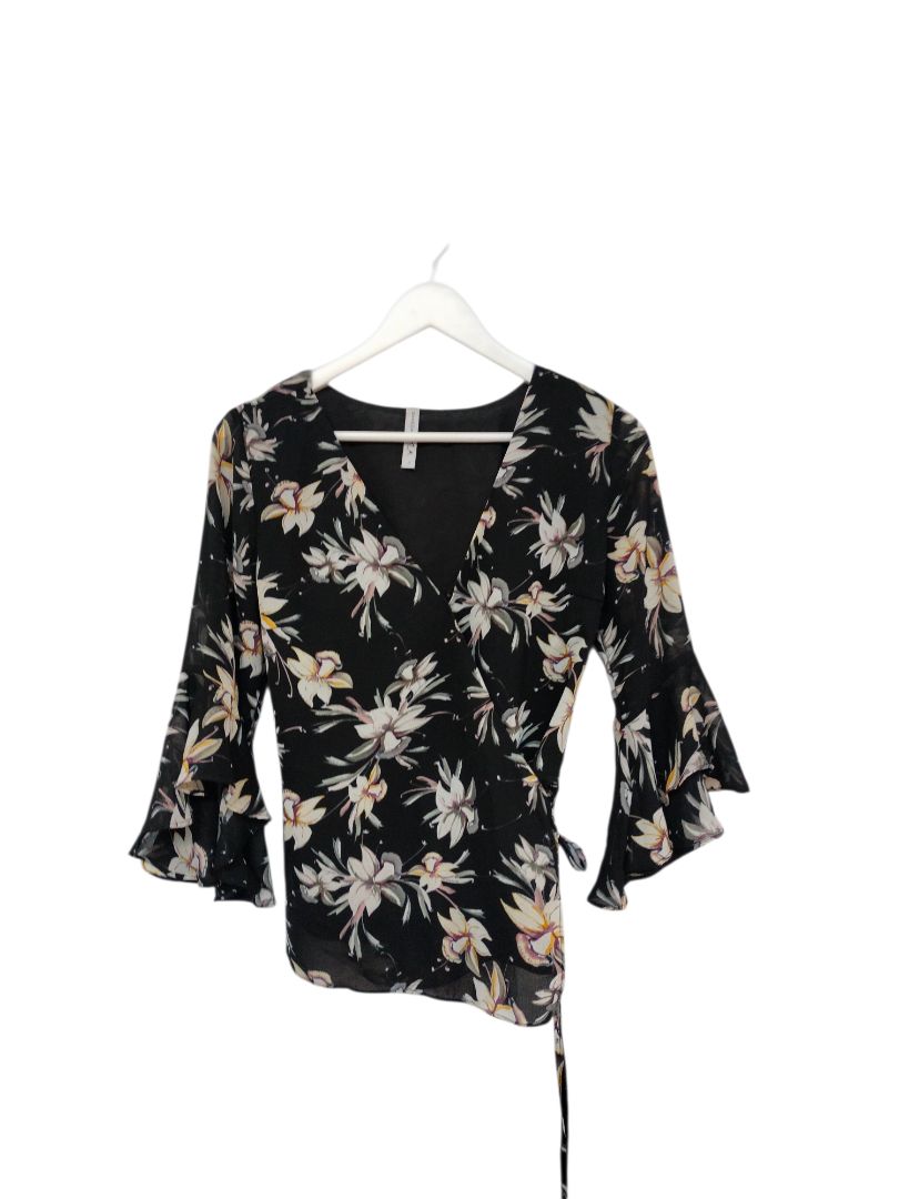 Seeking Lola | Floral Top | Size 8