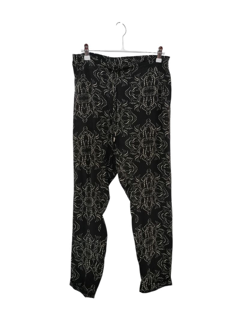 Moochi | Black Pants | Size 8