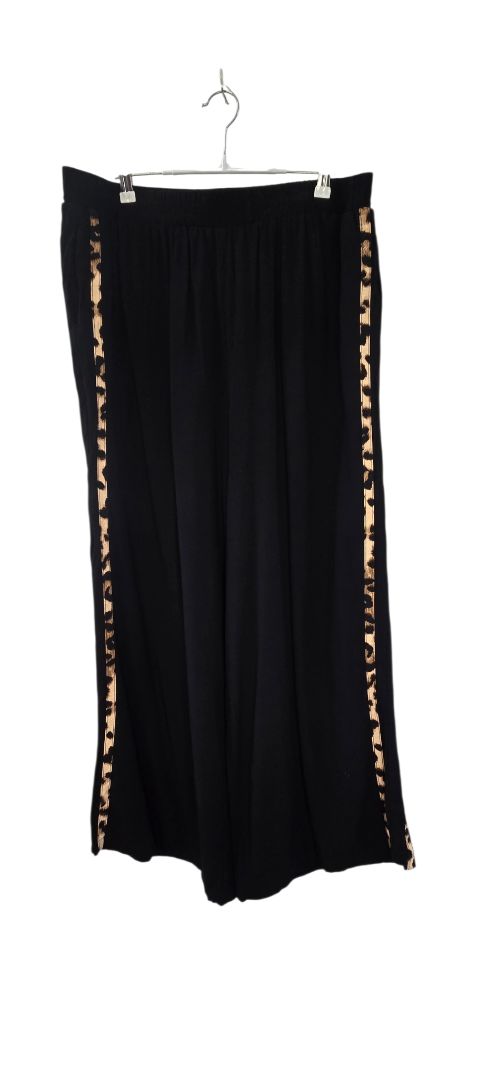 Vine Apparel | Black Pants | Size 16