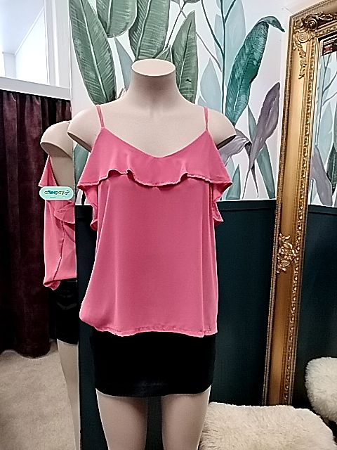 Beaut | Pink Top | Size 14